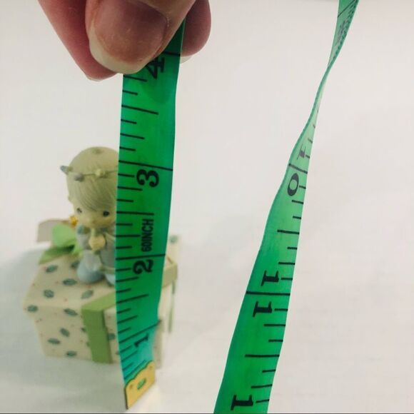 precious moments miniature green holly leaf pattern christmas box lid and tag - Picture 7 of 8